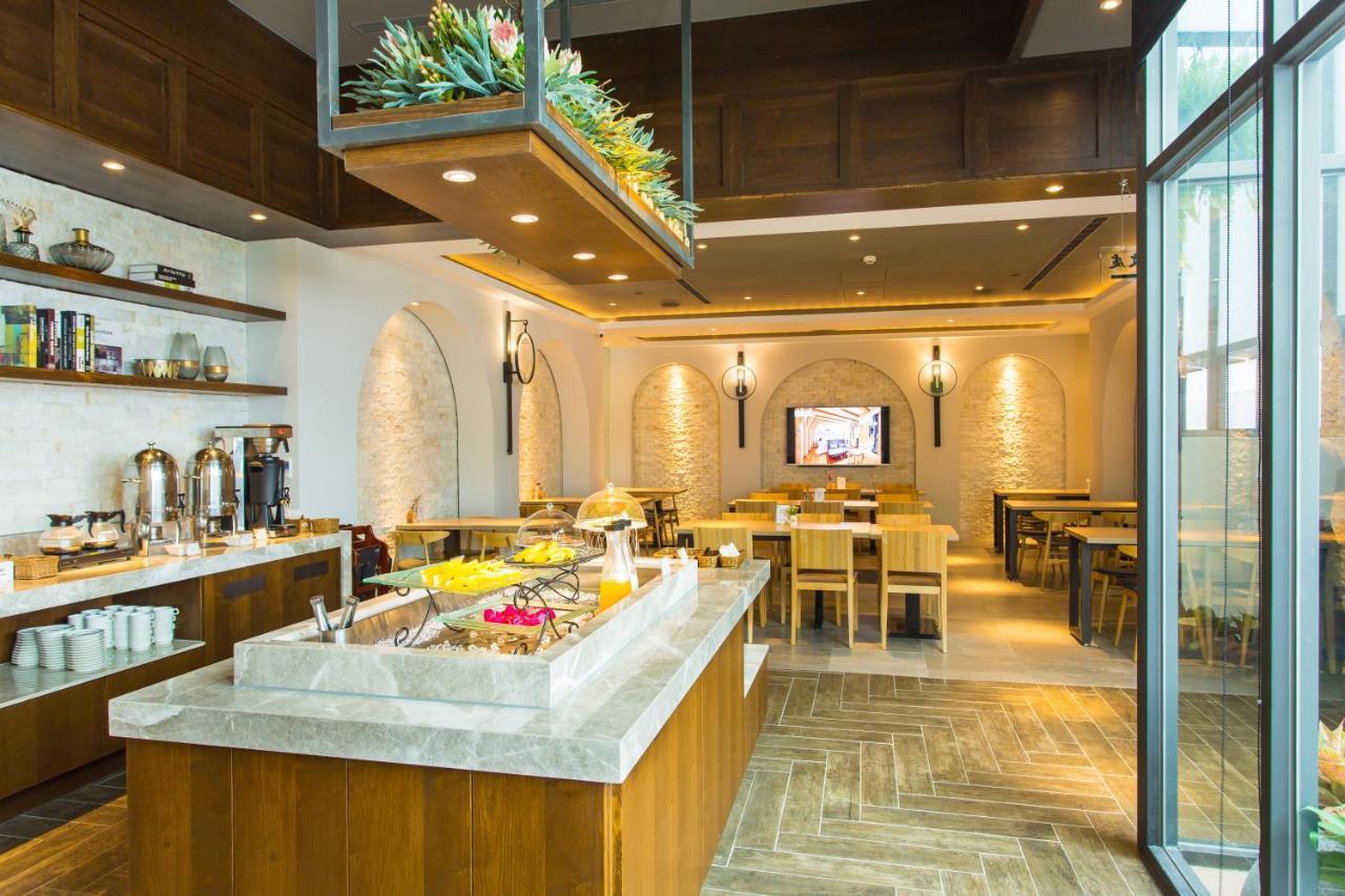 The Castle Ballet Taichung A Boutique Hotel Extérieur photo